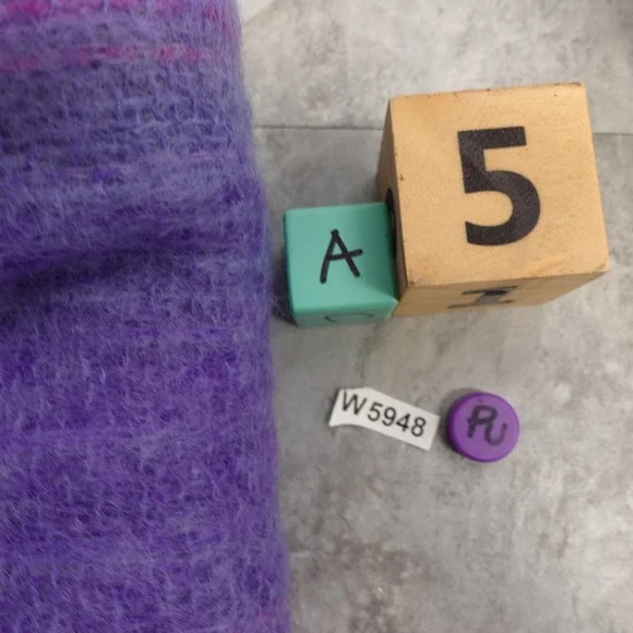 Mohair Wool Shawl Scarf VTG‎ Purple Ombre Striped Irish AVOCA HANDWEAVERS 25x68 - Picture 8 of 8